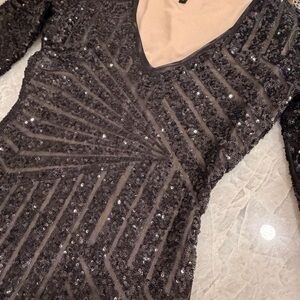 BCBGMAXAZRIA Morris Sequin Dress XS • Retail $448 • Excellent Used Condition